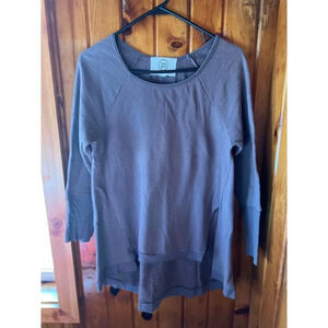 Sloane Rouge Casual Long Sleeve Top Relaxed Fit Scoop Neck Brown Size Medium‎